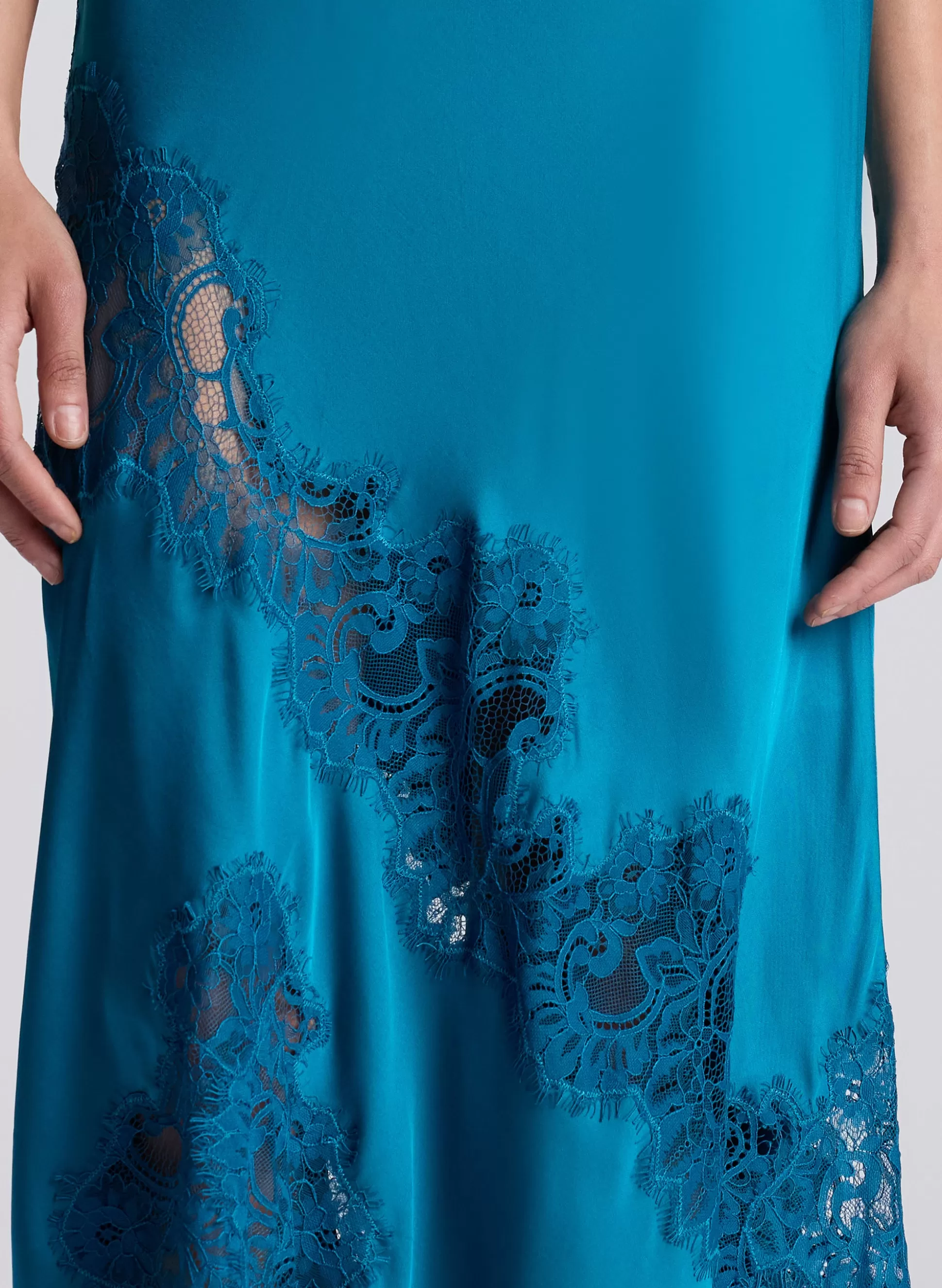 Dresses>A.L.C. Alessia Satin And Lace Maxi Dress Bright Flourite